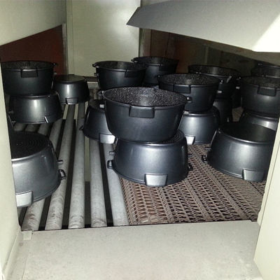 Linha de produção automática máquina do Utensílios de cozinha do revestimento da cor para a fatura de alumínio do utensílio
