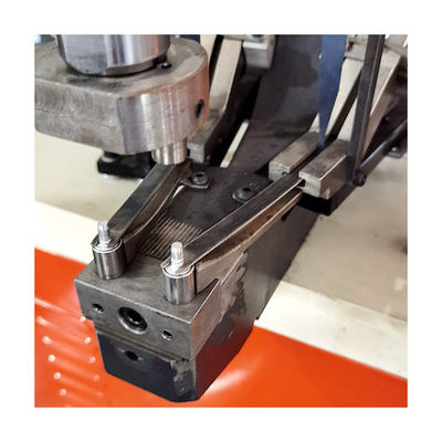 Máquina de rebitação automática servo para Pan Pot Making de fritura de alumínio