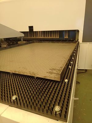 1.8m Pressão do tipo de braço Máquina de dobra do centro Máquina automática de dobra de chapas de metal