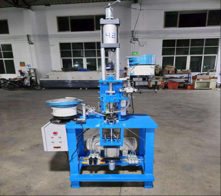 Riveter automático para tampa de vidro
