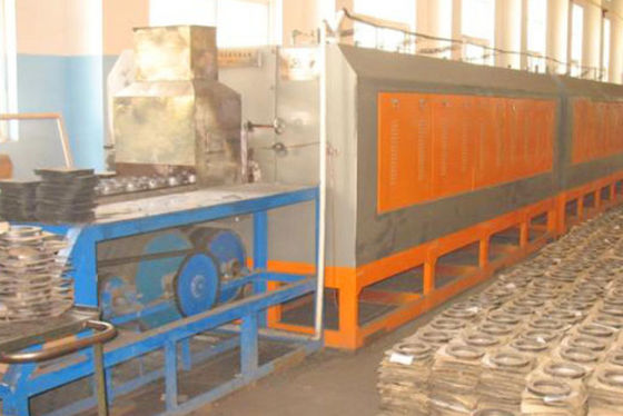 Linha de produção de equipamento de aquecimento de fornos industriais de componentes metálicos de correia de malha