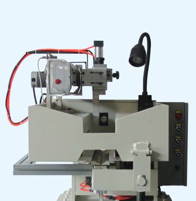 Máquina de soldar CNC para chapas de metal de utensílios de cozinha metálicos