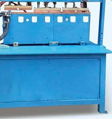 Máquina especial de soldadura automatizada para embraiagem planar na fabricação de lavatórios