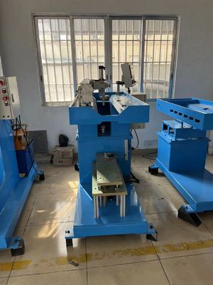 Bom preço Máquina de solda de costura reta eficiente de aço inoxidável para diferentes especificações de materiais on-line