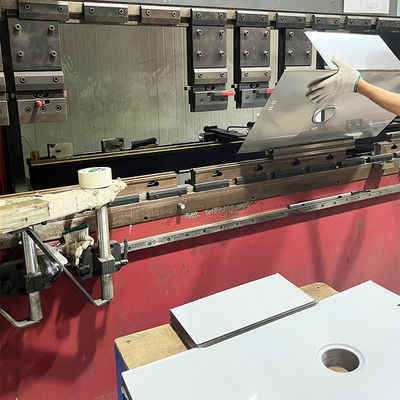 Máquina de dobra de chapas CNC de precisão para fabricação de equipamentos de cozinha com aço inoxidável 201