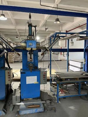 Máquina de prensagem de cantos e costuras duráveis para lavatórios de cozinha feitos à mão de aço inoxidável