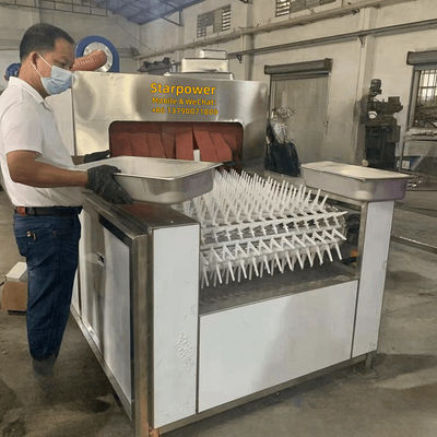 Equipamento industrial de limpeza e secagem de utensílios metálicos com funções abrangentes