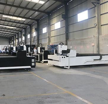 Máquina de corte a laser de metal de alto desempenho destinada a lavatórios feitos à mão