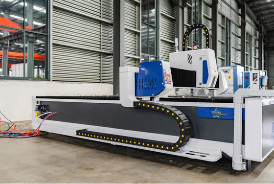 Máquina de corte a laser CNC de metal de precisão profissional