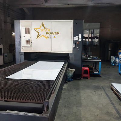 Máquina de corte a laser de alta potência para linha de produção de utensílios de cozinha