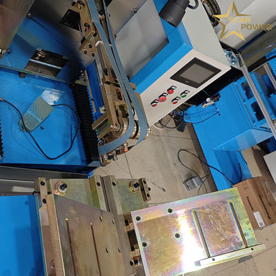 A máquina de moagem horizontal é especialmente usada para moer a costura vertical redonda interna para a produção de utensílios de cozinha de lavatório feitos à mão