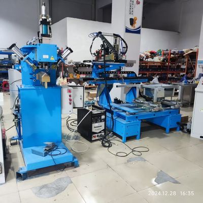 Máquina de Prensa Hidráulica 380V para Soldagem de Juntas de Pias de Cozinha 1800x1000x2100mm