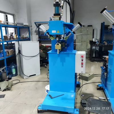 Máquina de rolamento de costura hidráulica de soldadura de 30 MPa para lavatórios de cozinha