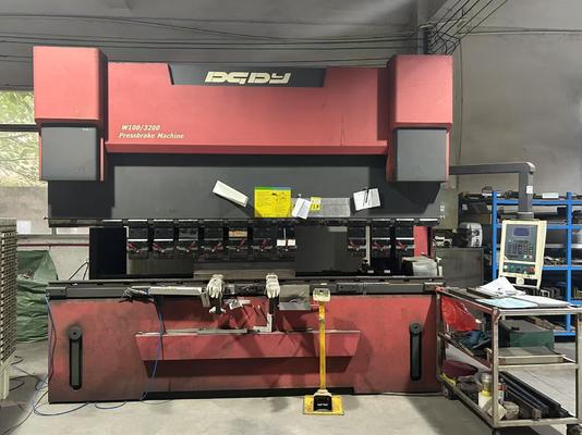 Máquina de dobração de precisão de água de recipiente