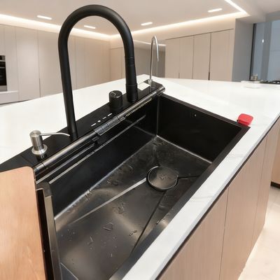 800mm Dual-bassin de aço inoxidável lavatório de cozinha com acabamento escovado, almofadas de amortecimento de som e dreno traseiro