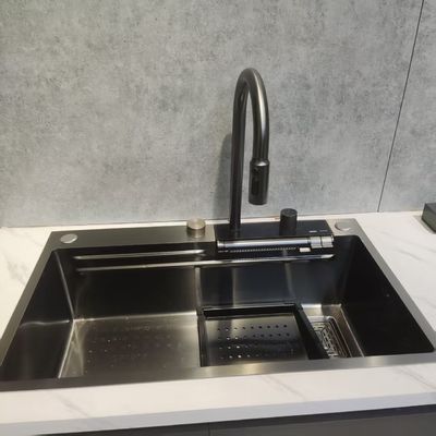 Bom preço Pia de cozinha artesanal com escorredor lateral estilo japonês, aço inoxidável 304/316 de qualidade alimentar e profundidade da cuba ≥25cm on-line