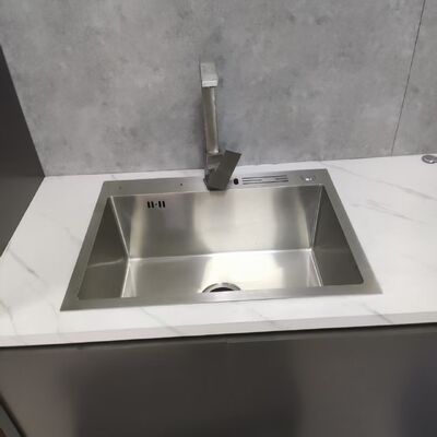 Bom preço Lava-louças comerciais de aço inoxidável de qualidade alimentar 304/316 fabricadas à mão e soltas sem costura para restaurantes on-line
