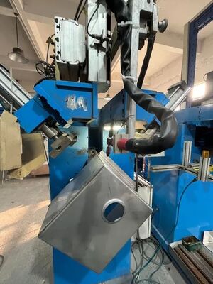 Máquina de Prensagem de Canto Inferior de Pia de Cozinha Avançada para Eficiência